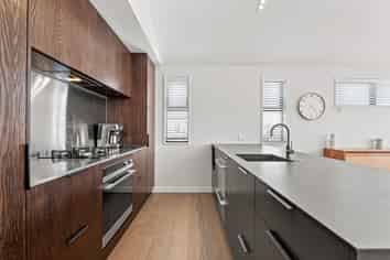 2 Eichardt , Jacks Point