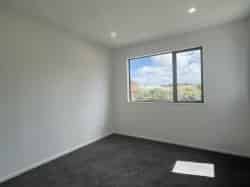 28D Greenmeadows Ave, Manurewa East