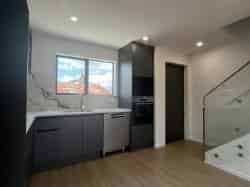 28D Greenmeadows Ave, Manurewa East