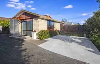 1/292 Greers Road, Bishopdale