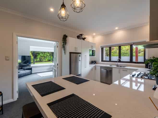 17 Raeburn Avenue, Otatara