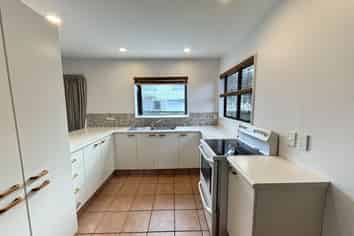 182B  Manly Street, Paraparaumu Beach