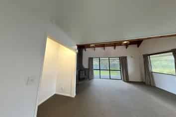 182B  Manly Street, Paraparaumu Beach