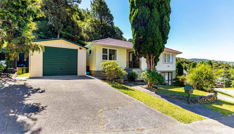 54 Kowhai Street, Wainuiomata