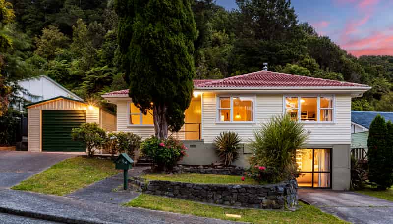 54 Kowhai Street, Wainuiomata