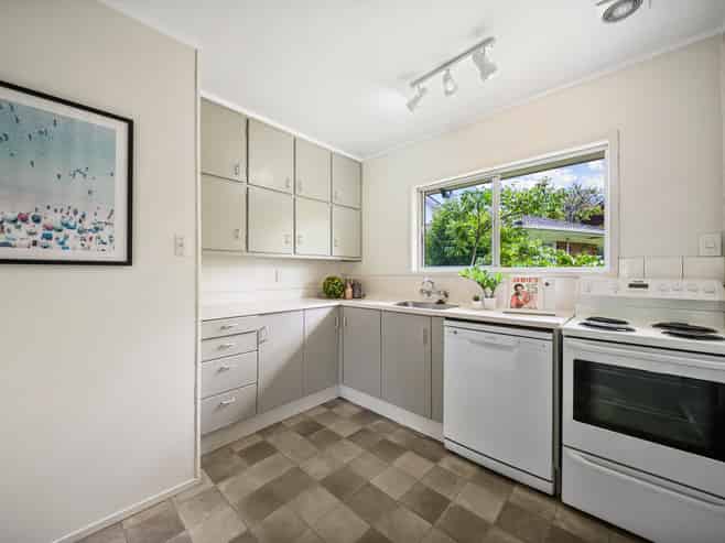 2A Ravenwood Drive, Forrest Hill