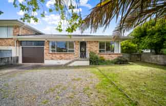 2A Ravenwood Drive, Forrest Hill