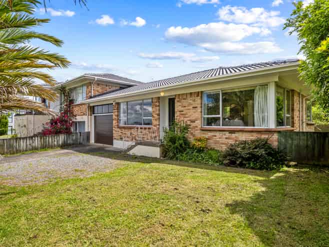 2A Ravenwood Drive, Forrest Hill