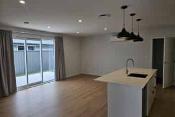 5/267 High Street, Solway