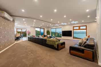 35 Grumman Lane, Newlands