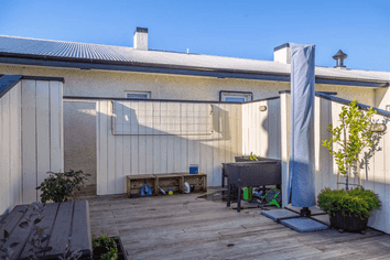 2/9 King Street, Masterton