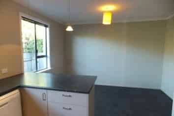 38 Olivine St, Shirley