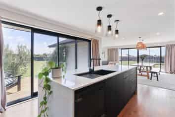 14 Braeburn Crescent, Swannanoa