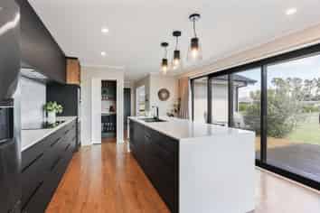 14 Braeburn Crescent, Swannanoa