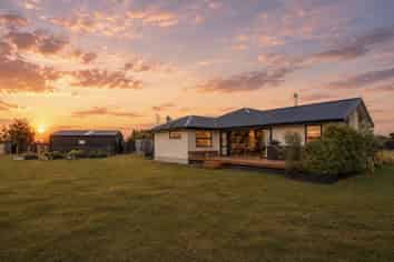 14 Braeburn Crescent, Swannanoa
