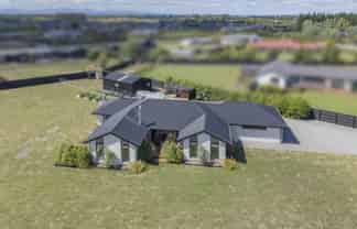 14 Braeburn Crescent, Swannanoa