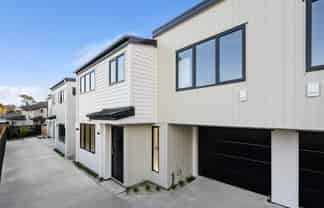 121A Vodanovich Road, Te Atatu South