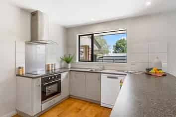 145 Memorial Avenue, Burnside