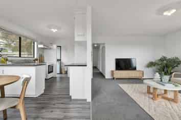 33 Riversdale Drive, MERRILANDS