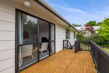 33 Riversdale Drive, MERRILANDS