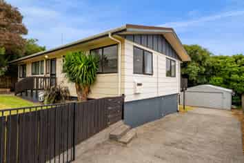 33 Riversdale Drive, MERRILANDS