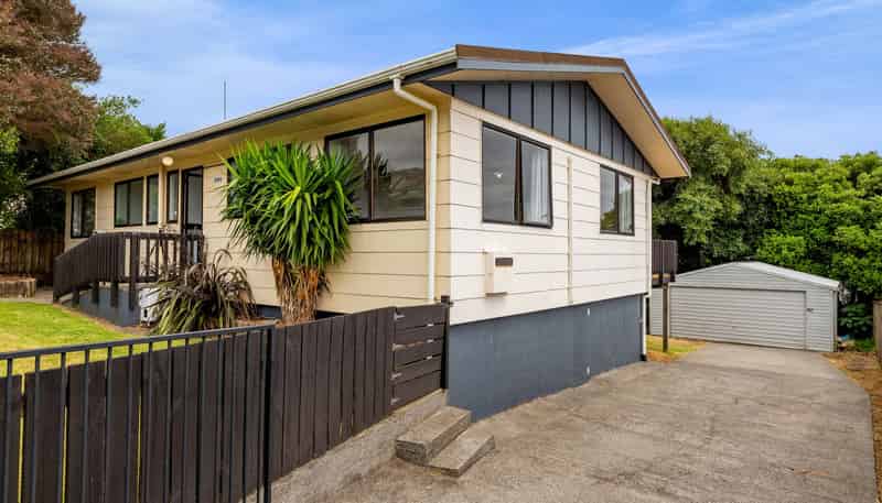 33 Riversdale Drive, MERRILANDS