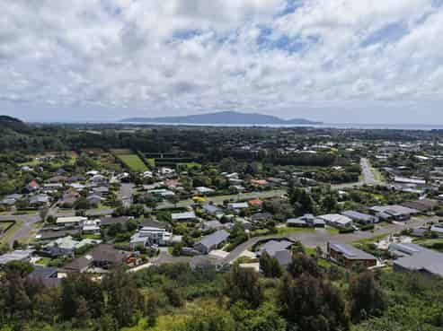 78 - 96 Kakariki Grove, Waikanae