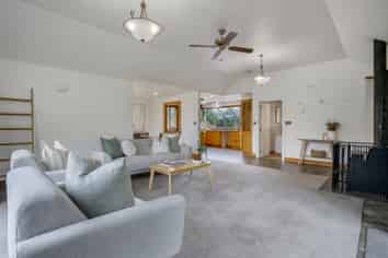 333 Thomsons Crossing East, Lochiel