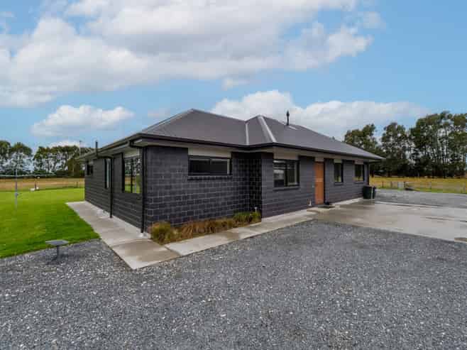 79 Curry Road, Rimu