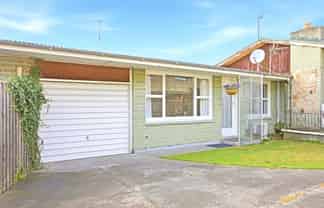 3/426 Armagh Street, Linwood