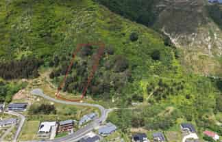 108 Kakariki Grove, Waikanae