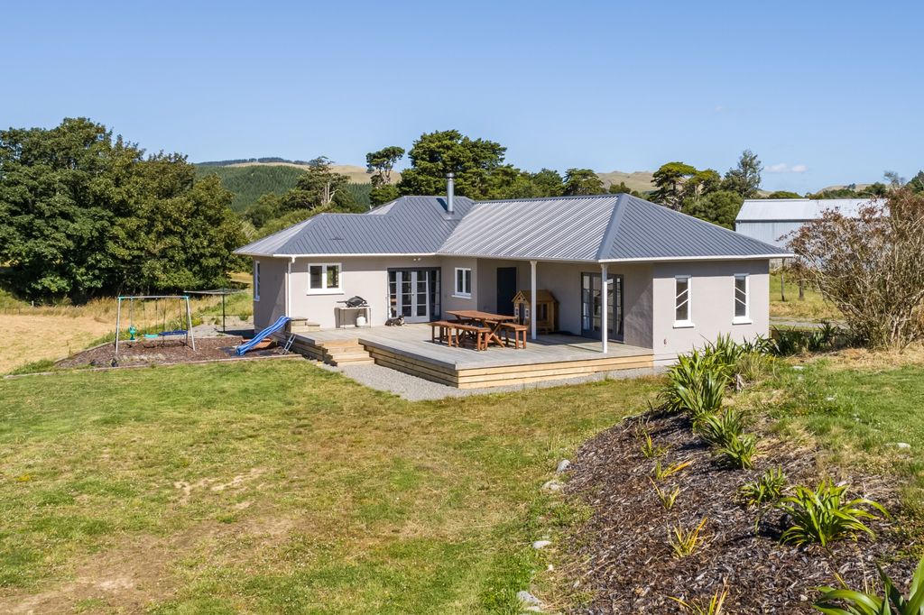 Lifestyle living on just over two acres 1
