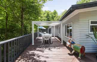 54 Pyes Pa Road, Pyes Pa