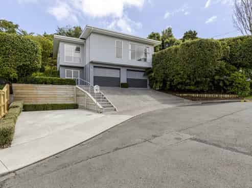 5 Whitby Place, Westown