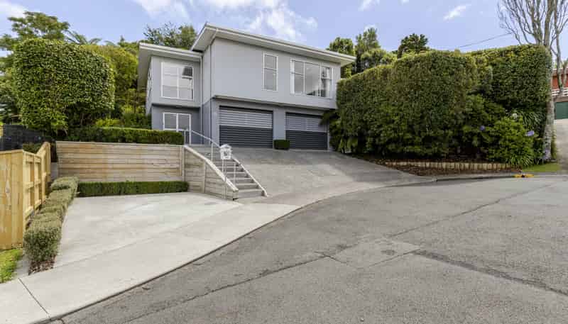 5 Whitby Place, Westown