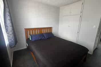 2/11 Rutherford Street, Woolston