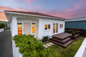 10 Chelsea Street, Miramar