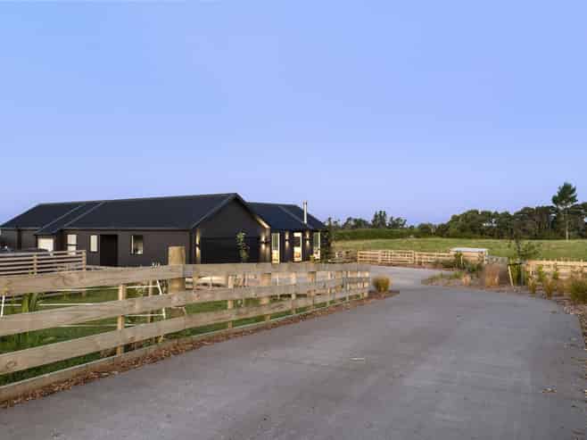 589 Kent Road, Korito