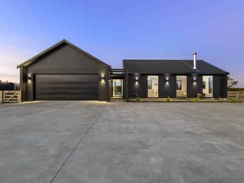 589 Kent Road, Korito