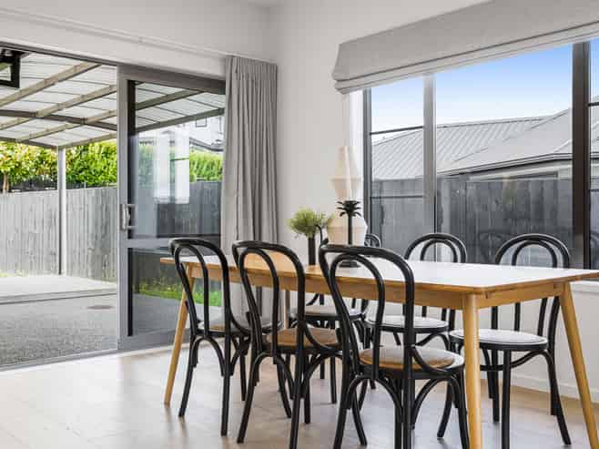 37 Outlook Terrace, Millwater