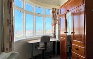 Room 3/81 London Street, Dunedin Central