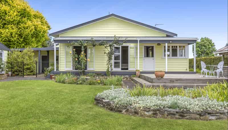 574 Victoria Road, Cambridge