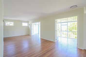 2 Magnolia Grove, Maungaraki