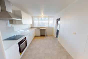 E/140 Anzac Parade, Whanganui East