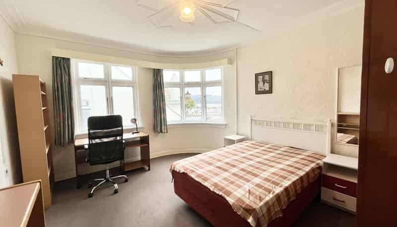 Room 4/81 London Street, Dunedin Central