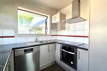 28 Hooks Road, Manurewa