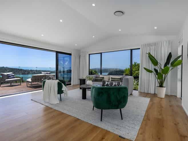 60B Queen Charlotte Drive, Aotea