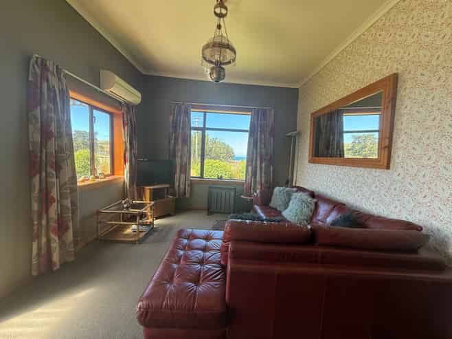 210 Jacks Bay Road, Hinahina