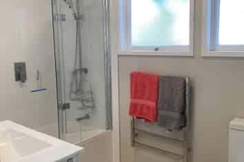 7 Porter Avenue, Te Atatu South