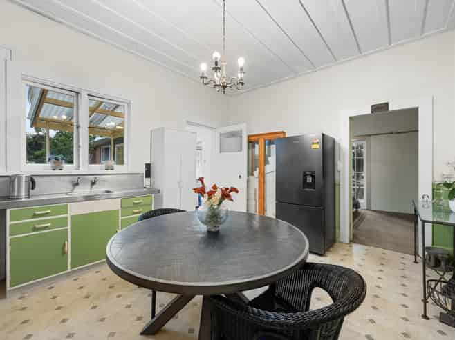 14 Mcleod Road, Henderson